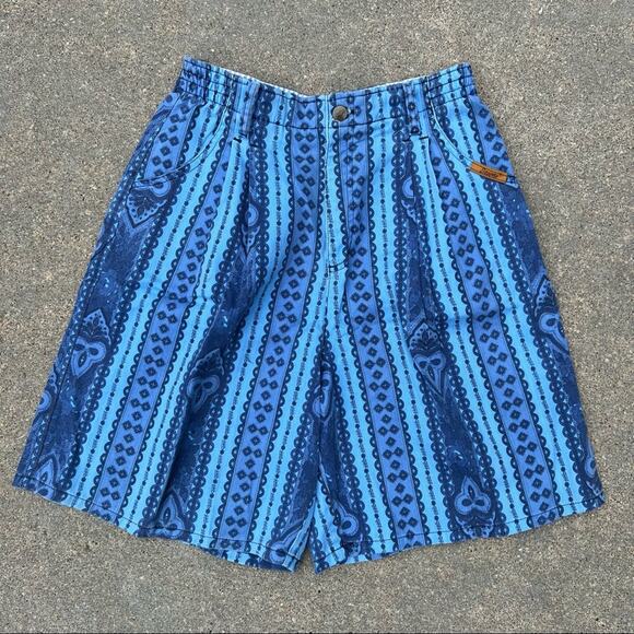 Vintage blue medallion stripe printed pleated front bareback high waist shorts - Picture 1 of 5
